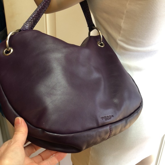 Tosca Blu Leather Italian Purse - Picture 9 of 16